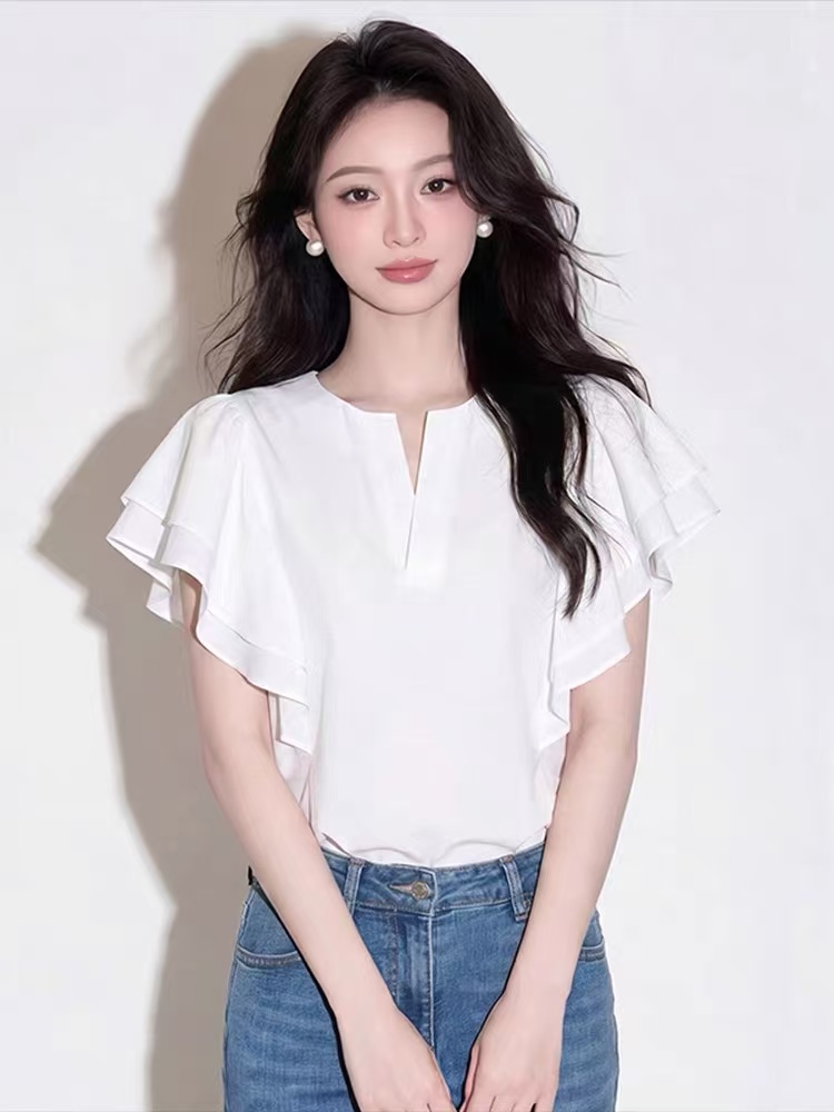 패션 다용도 연꽃 잎 소매 화이트 여성 셔츠 여름 2026 년 새로운 고급 센스 반팔 미니멀리즘 패션 맨위