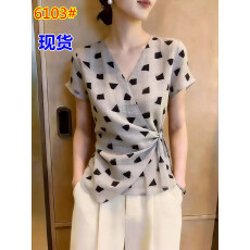 批发2026年夏季新款法式波点V领短袖上衣女休闲收腰绑带气质小众时尚