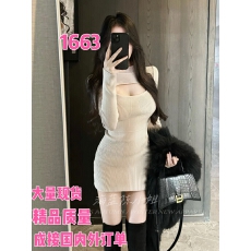 批发纯欲镂空长袖针织<b class='q'>连衣裙</b>女秋冬修身显瘦性感辣妹高级感打底包臀裙