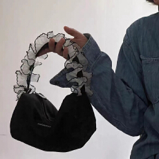 原创小众设计花边帆布化妆包收纳高级感手拎便携洗漱包午餐饭盒包