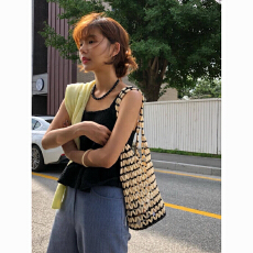 批发手工串珠大容量单肩包手工串珠手提包复古米色水桶包编织包ins风