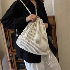 批发韩版ins小清新抽绳包包女2026新款文艺双肩斜挎多用包镂空编织包