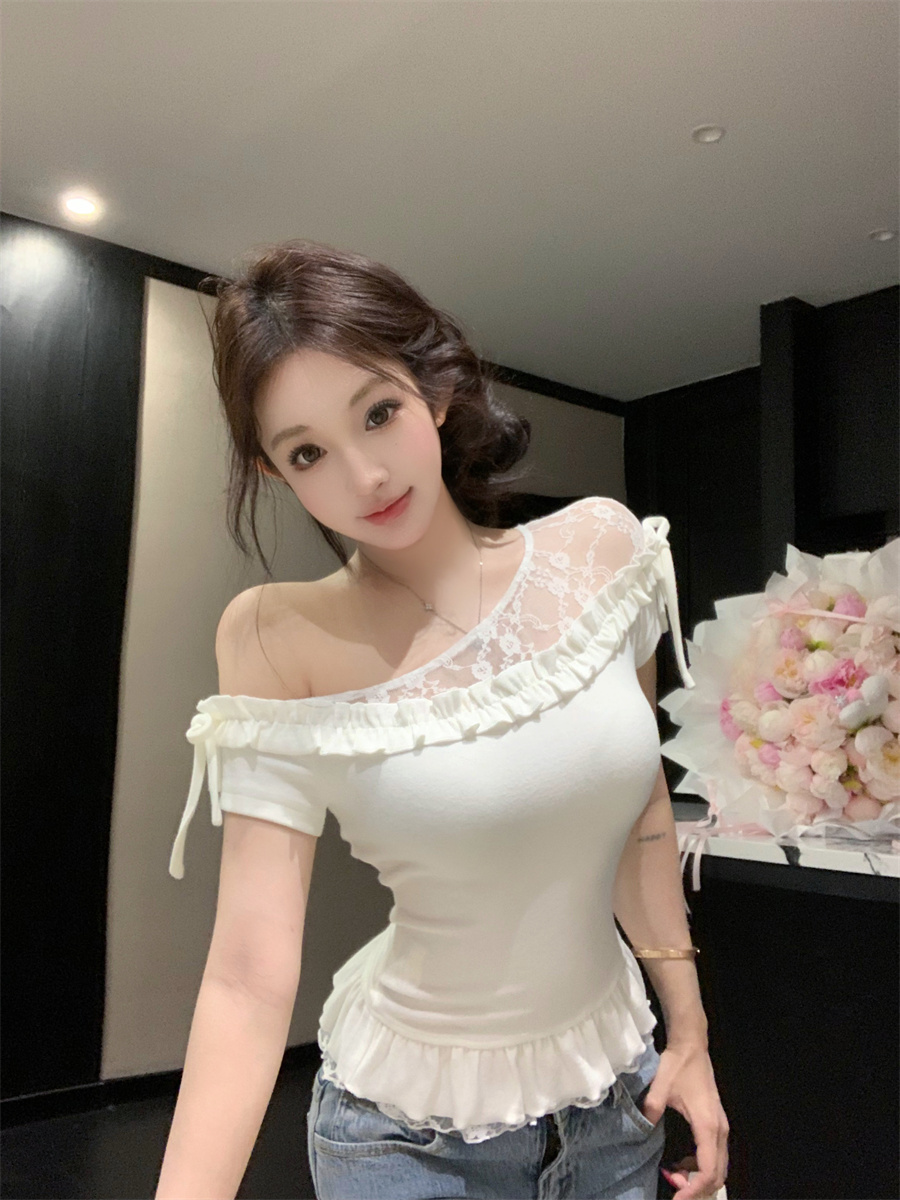 실사 정가 화이트 비스듬한 어깨 프릴 레이스 조각 몸매 가꾸기 순수한 욕망 반팔 맨위