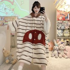 批发实拍秋<b class='q'>冬</b>季新款法兰绒公主风连帽中长款宽松睡裙大码300斤家居服