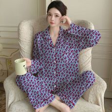 批发实拍春秋季新款ins风高级感甜美豹纹<b class='q'>睡衣</b>女仿<b class='q'>真丝</b>婚庆家居服<b class='q'>套装</b>