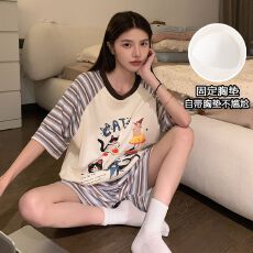 实拍夏季新款圆领带胸垫针织棉睡衣女凉感小猫印花卡通家居服套装