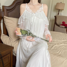 批发实拍春<b class='q'>秋</b>季新款网纱蕾丝花边睡裙女法式露肩甜美公主风长款家居服
