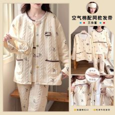 批发【配发带】带胸垫空气棉三件套<b class='q'>孕妇</b><b class='q'>睡衣</b>秋冬季月子服产妇哺乳衣
