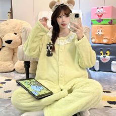 批发实拍秋冬季新款加绒加厚法兰绒<b class='q'>睡衣</b>女韩版<b class='q'>卡通</b>甜美保暖家居服套装