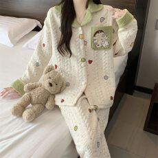 批发实拍秋冬季新款加厚空气棉夹层睡衣女韩版卡通绣花开衫家居服<b class='q'>套装</b>