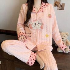 批发实拍秋冬季新款空气棉夹层睡衣女韩系甜美卡通时尚<b class='q'>保暖</b>家居服套装