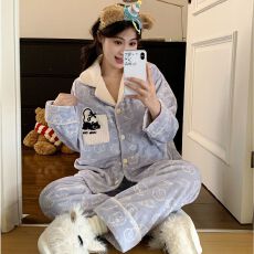 实拍秋冬季加厚保暖法兰绒孕妇月子服产妇产后哺乳喂奶家居服套装