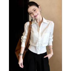 批发时尚2026早春季新款简约高级设计感巨好看气质白色假两件上衣女装