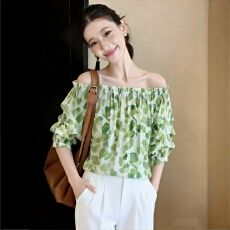 批发2026夏季新款树叶<b class='q'>印花</b><b class='q'>雪纺衫女</b> 宽松遮肉一字肩荷叶边短袖上衣