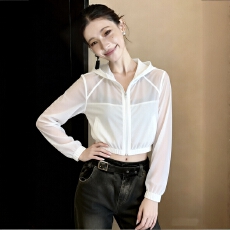 批发白色连帽防晒衣女2026夏季新款<b class='q'>短</b>款透气防紫外线薄款防晒衫外套