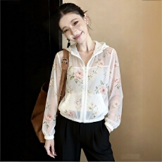 批发法式碎花防晒衣女2026夏季新款<b class='q'>短</b>款连帽透气防紫外线薄款防晒外套