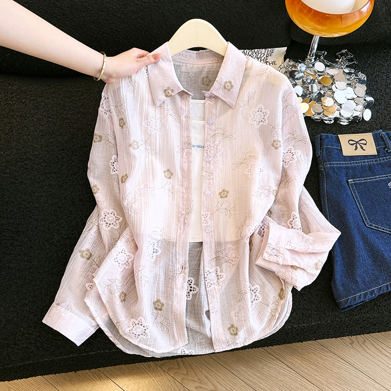 실사 2026 새로운 한 부서 부드러운 바람 자수 꽃무늬 자외선 차단 의류 여성 얇고 가벼운 시스루 셔츠 외출용 맨위