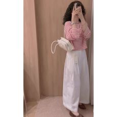 批发网红爆款简约高级感秋季新款<b class='q'>条纹</b>设计感打底衫搭配高腰休闲裤子潮