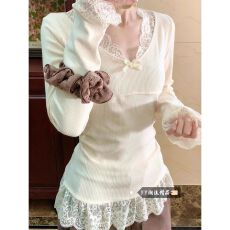 批发纯欲蕾丝边下摆长袖上衣女初冬季2025新款收腰显瘦针织正肩打底衫