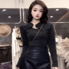 批发2025冬新款不规则时髦洋气长袖T恤女装镂空<b class='q'>修身</b>显瘦打底衫上衣