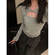 批发RO解构扭结镂空<b class='q'>长袖</b><b class='q'>T</b><b class='q'>恤</b>打底衫上衣