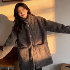 批发慵懒风中长款皮毛<b class='q'>外套</b>一体女冬季宽松环保皮草<b class='q'>外套</b>高级时尚上衣潮