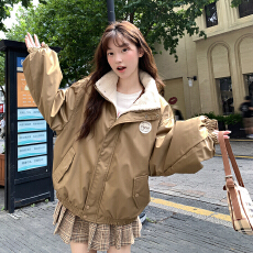批发你好卡农 学院风徽章立领夹克女秋冬2025年新款宽松显瘦加绒外套