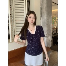 批发实拍 大码胖MM夏季新款法式纯欲<b class='q'>碎花</b>短袖T恤修身显瘦百搭<b class='q'>上衣</b>