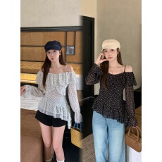 批发实拍 <b class='q'>大码</b>春季新款韩系波点荷叶边一字肩衬衫气质显瘦露肩上衣