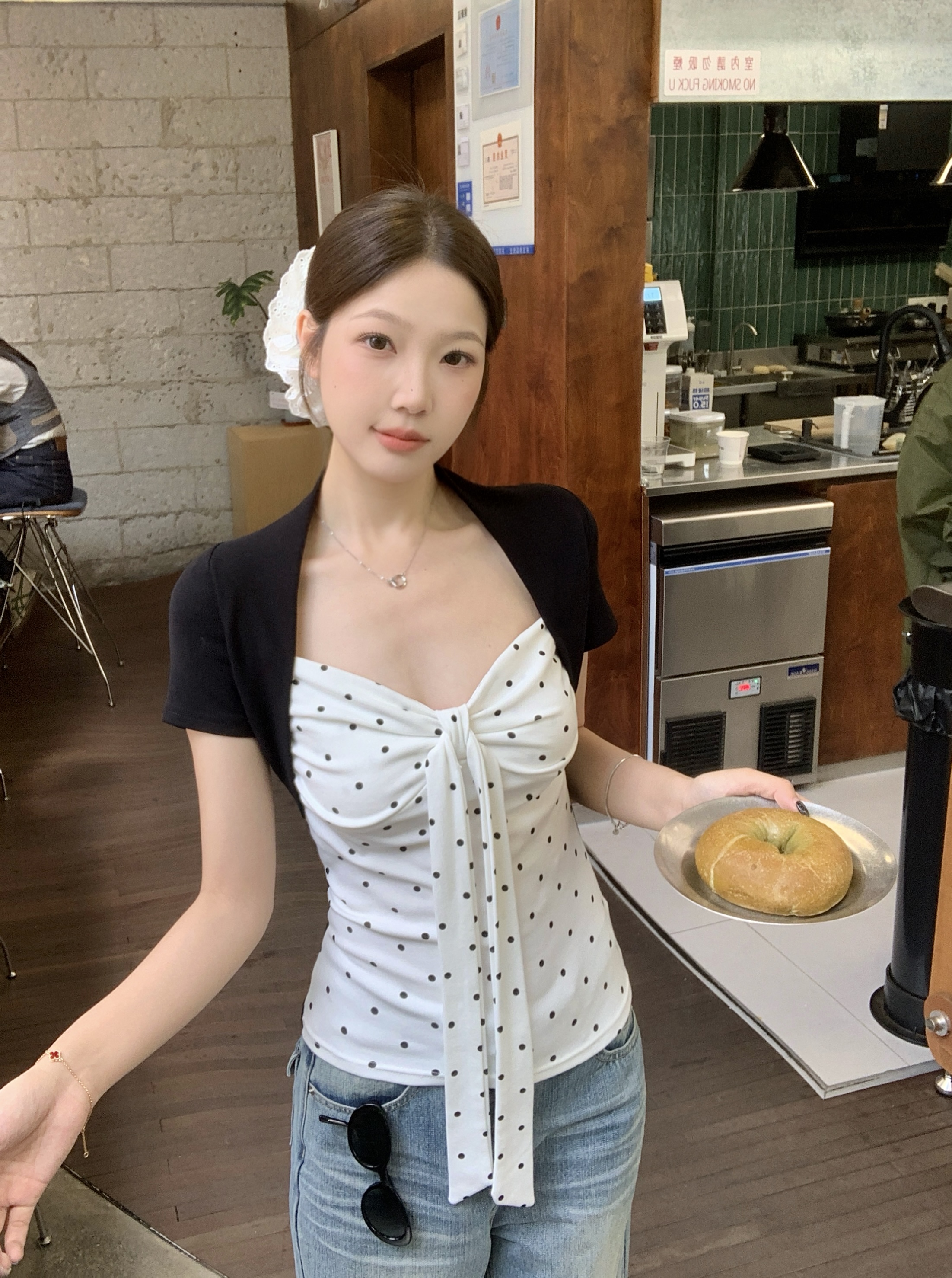 실사 빅 사이즈 통통한 여동생 여름 새로운 페이크 레이어드 V넥 도트 무늬 패치워크 반팔 티셔츠 몸매 가꾸기 순수한 욕망 맨위