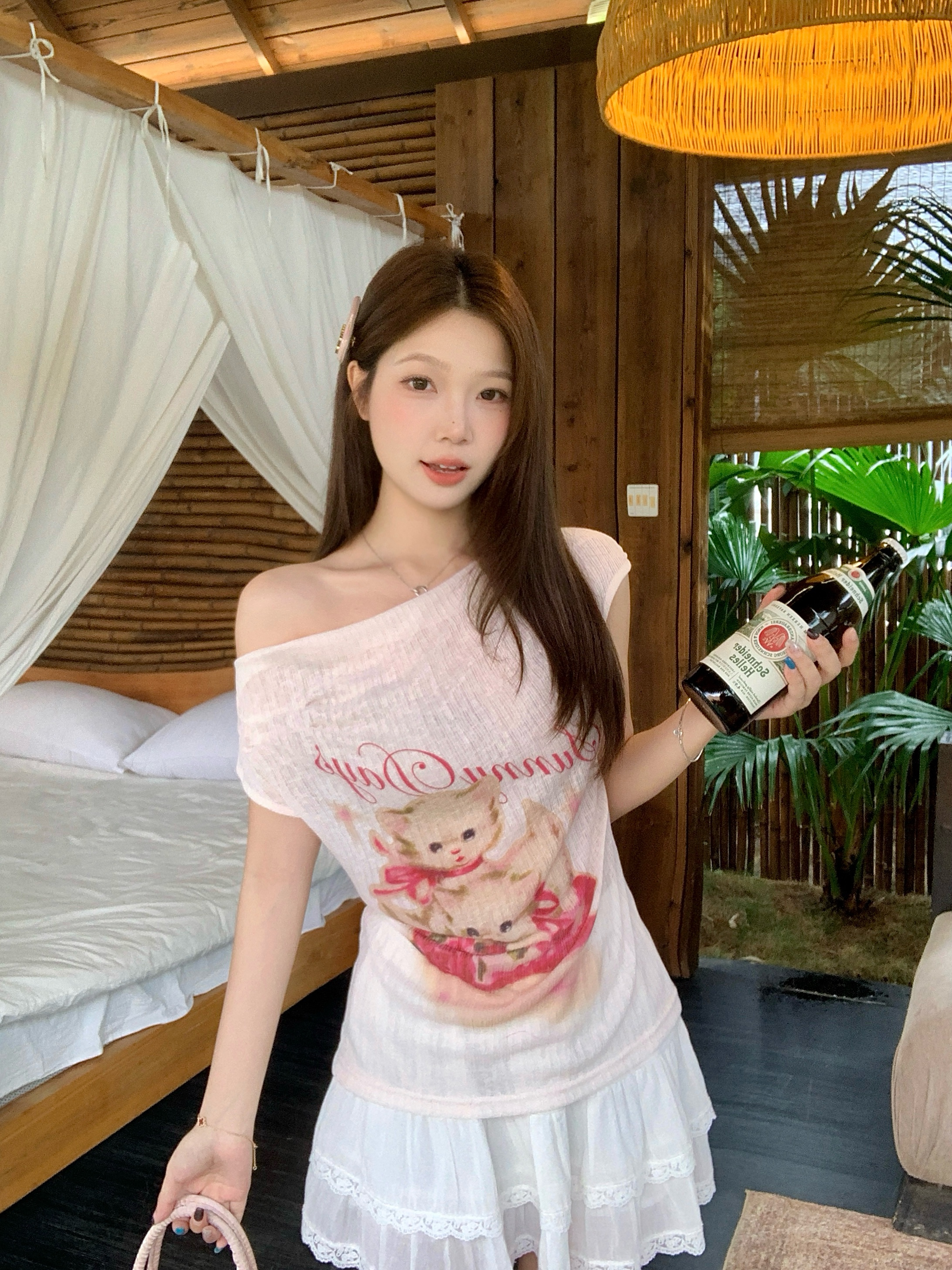 실사 빅 사이즈 통통한 여동생 달콤한 매운맛 만화 프린트 비스듬한 어깨 오프숄더 반팔 티셔츠
