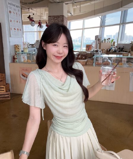 실사 빅 사이즈 한 부서 순수한 욕망 흔들다 칼라 반팔 티셔츠 여름 새로운 주름 질감 센스 허리 수축 아름다운 맨위