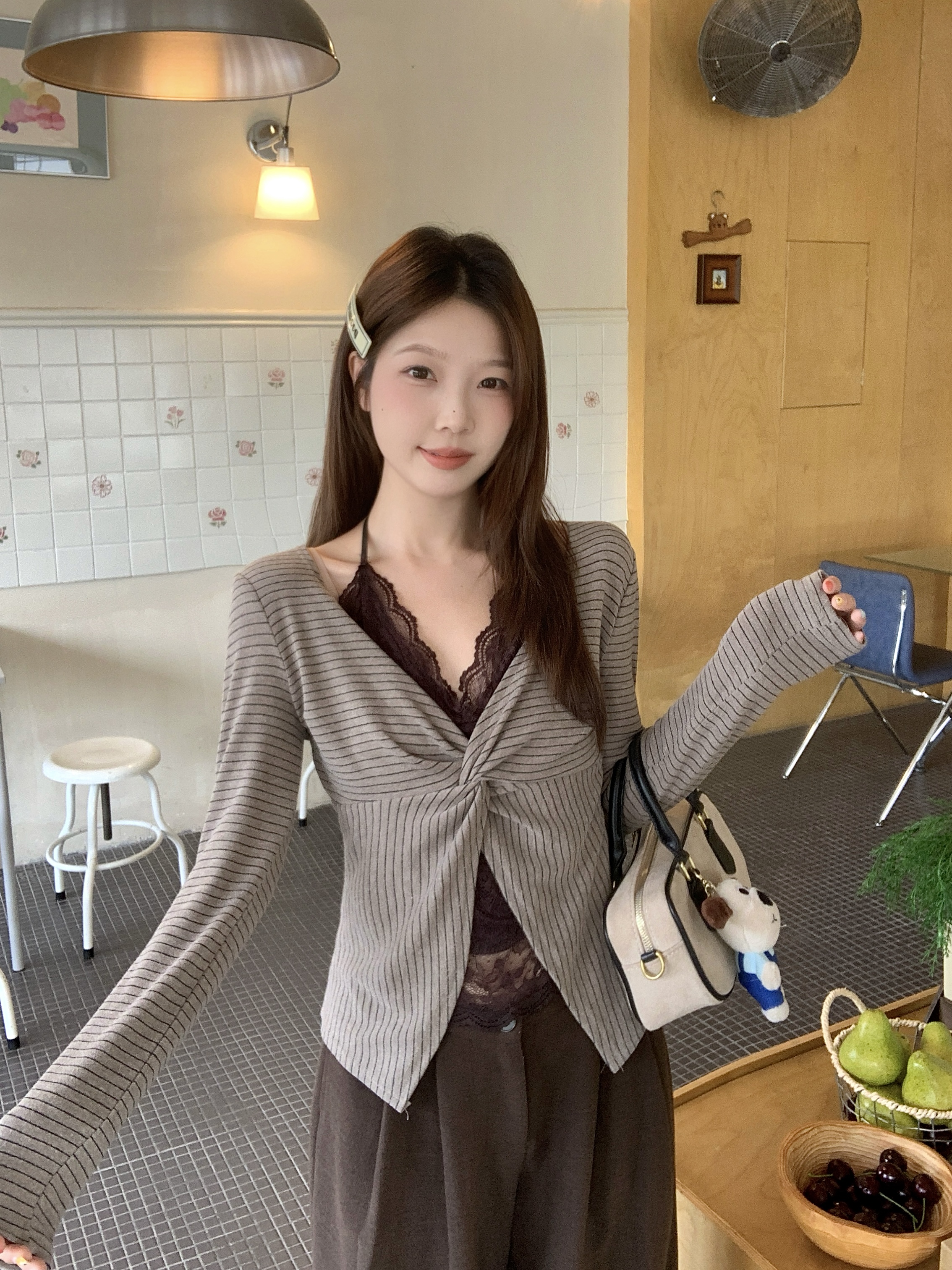 BY34149# 大码女装秋季韩系蕾丝拼接假两件长袖T恤修身显瘦上衣 服裝批發女裝批發服飾貨源