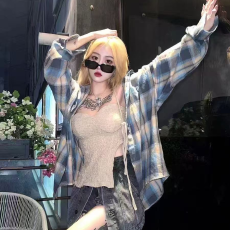 批发原版质量2026新款初秋美式慵懒风格子衬衫外套女秋<b class='q'>冬</b>季衬衣小个子