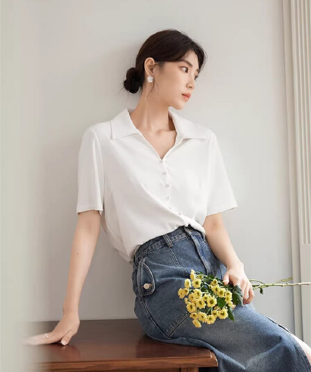 빅 사이즈 여성 의류 자외선 차단 마이크로 지방 mm 슬림해 보이는 V 넥 셔츠 반팔 여름 캐주얼 긍정적 인 어깨 의류