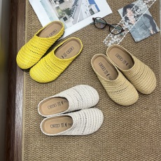 批发粗跟度假风草编夹趾拖鞋女夏外穿2024新款法式凉拖鞋