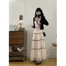 批发实拍大码蕾丝拼接粉色吊带开衫两件套装女胖mm2026超火穿搭一整套