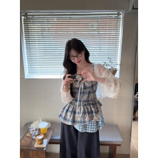 批发实拍大货2026年新款<b class='q'>不规则</b>拼接格纹吊带裙+<b class='q'>开衫</b>