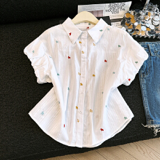 批发新款韩系翻领灯笼袖刺绣小马<b class='q'>衬衫</b>女2026夏季新款单排扣显瘦上衣