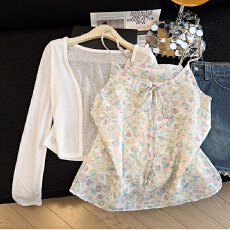 批发2026夏季法式复古<b class='q'>碎花</b>系带v领吊带背心女小衫上衣+防晒披肩两件套