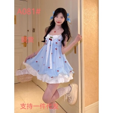 批发樱桃小丸子 甜美度假风大蝴蝶结<b class='q'>花苞</b>吊带<b class='q'>连衣裙</b><b class='q'>花苞</b>短裙套装