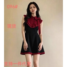 批发欧货修身显瘦设计感气质茶歇裙2026年早春别致<b class='q'>高级</b>感轻熟风连衣裙