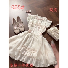 批发月屿花墙 清楚系甜美碎花镂空小飞袖温柔收腰木耳边<b class='q'>连衣裙</b>重工裙