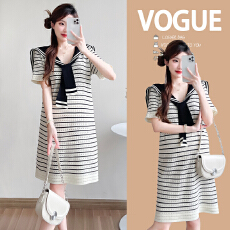 实拍现2026孕妇装夏装时尚撞色海军领条纹T恤长裙宽松大码连衣裙