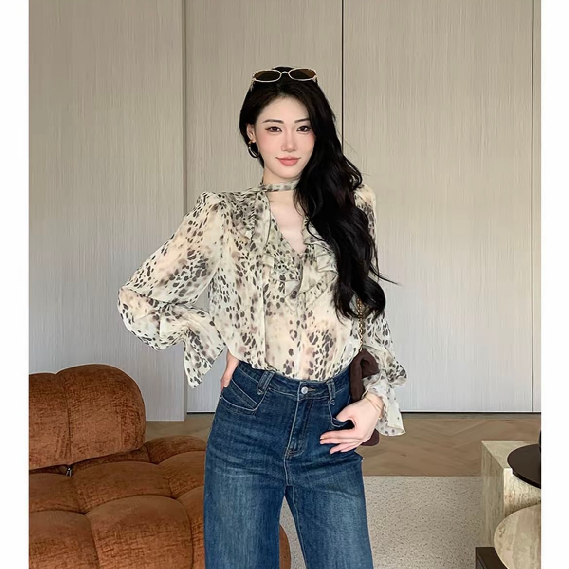 jijinqi 슬림해 보이는 다용도 품격 디자인 센스 레오파드 무늬 셔츠