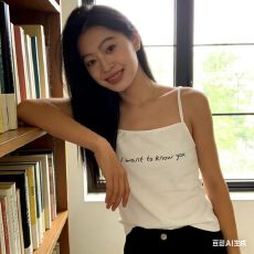 批发<b class='q'>夏季</b>性感小吊带背心女无胸垫美背<b class='q'>文胸</b>一体内搭<b class='q'>夏季</b>新款打底上衣