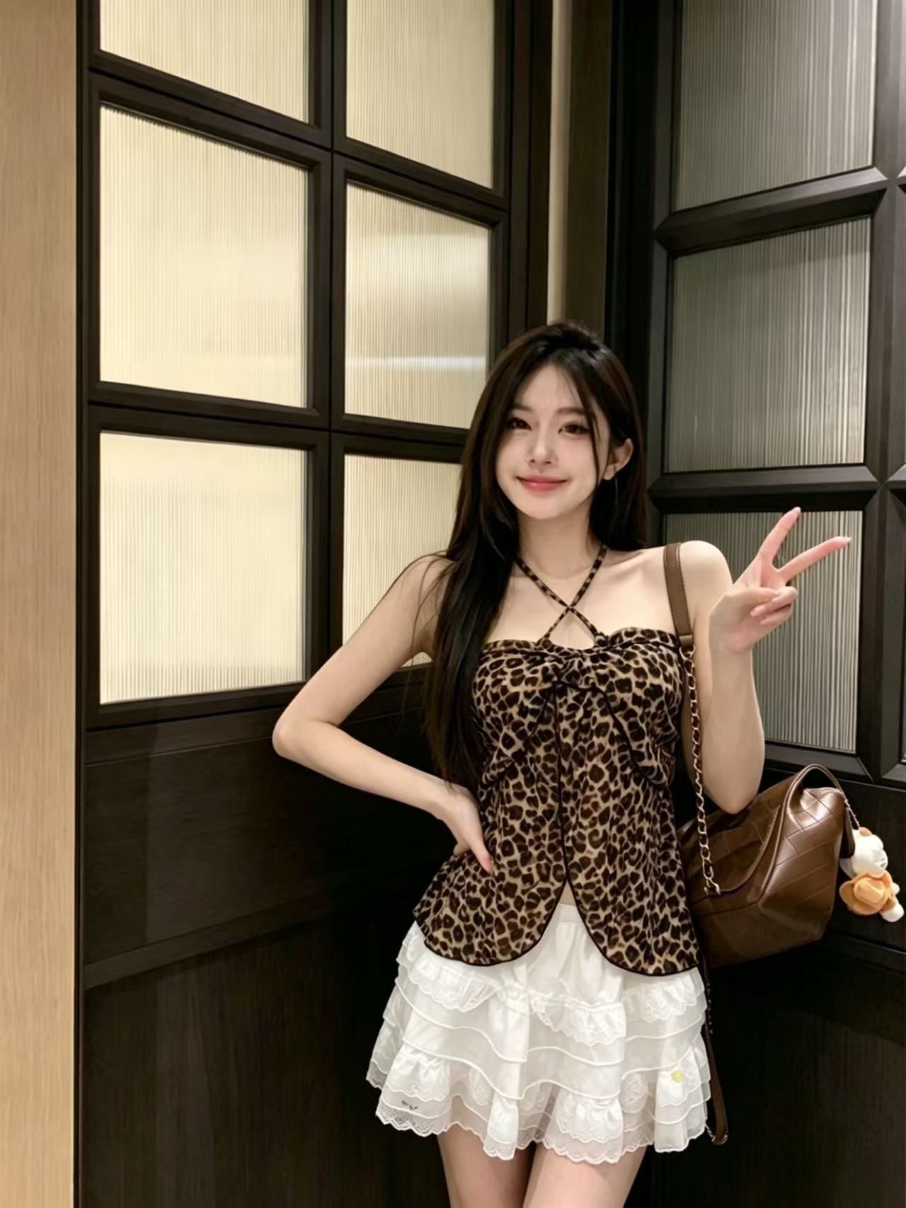 실사 정가 프랑스식 낭만주의 레트로 레오파드 무늬 슬립 행침 목 조끼 차가운 도루 센스 여름 맨위 잘 생긴