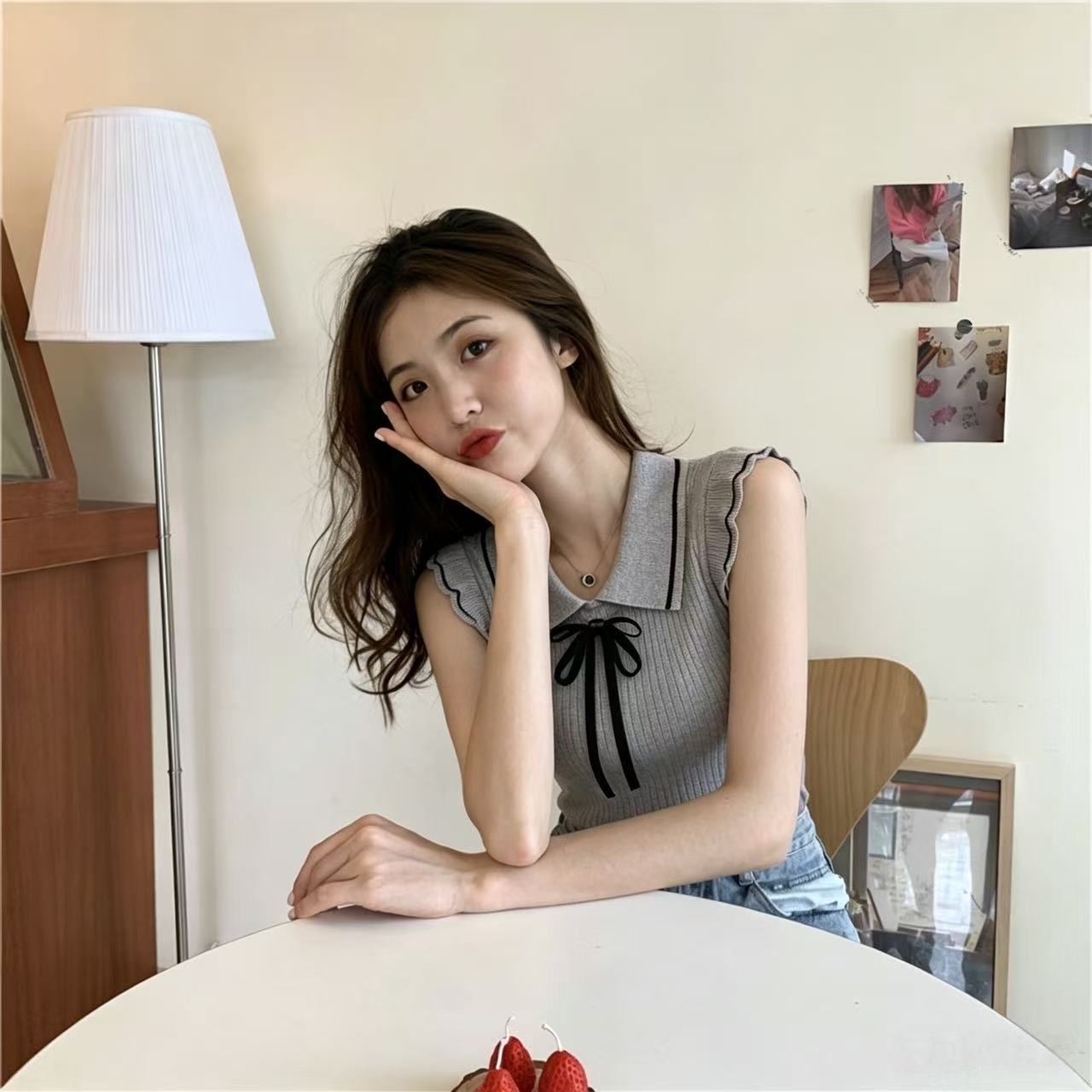 실사 정가 여름 드레스 새로운 달콤함 미니멀리즘 출퇴근 몸매 가꾸기 슬림해 보이는 민소매 맨위 작은 날다 소매 조끼