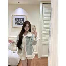 批发实拍 实价 皮毛一体麂皮羊羔毛外套配手套内搭T恤<b class='q'>针织</b>裤<b class='q'>套装</b>