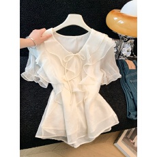 批发法式甜美高级感荷叶边系带夏季新款设计感V领上衣